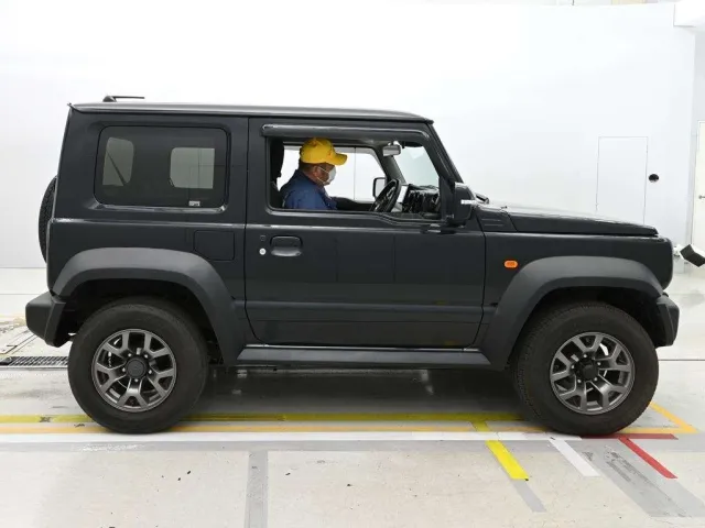 SUZUKI JIMNY SIERRA 2023