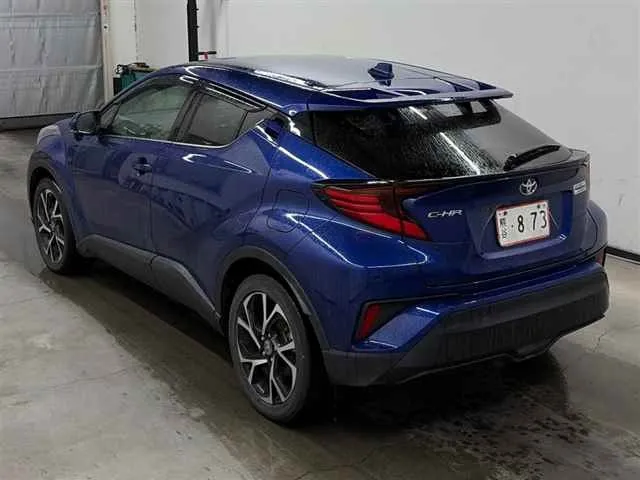 TOYOTA C-HR 2023