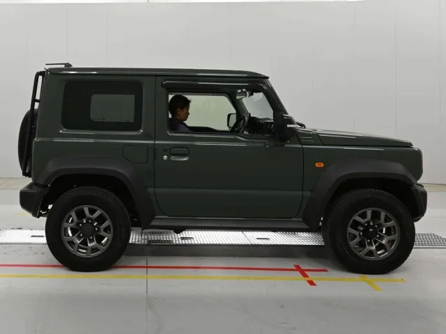 SUZUKI JIMNY SIERRA 2023