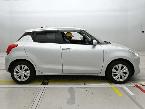 SUZUKI SWIFT 2022